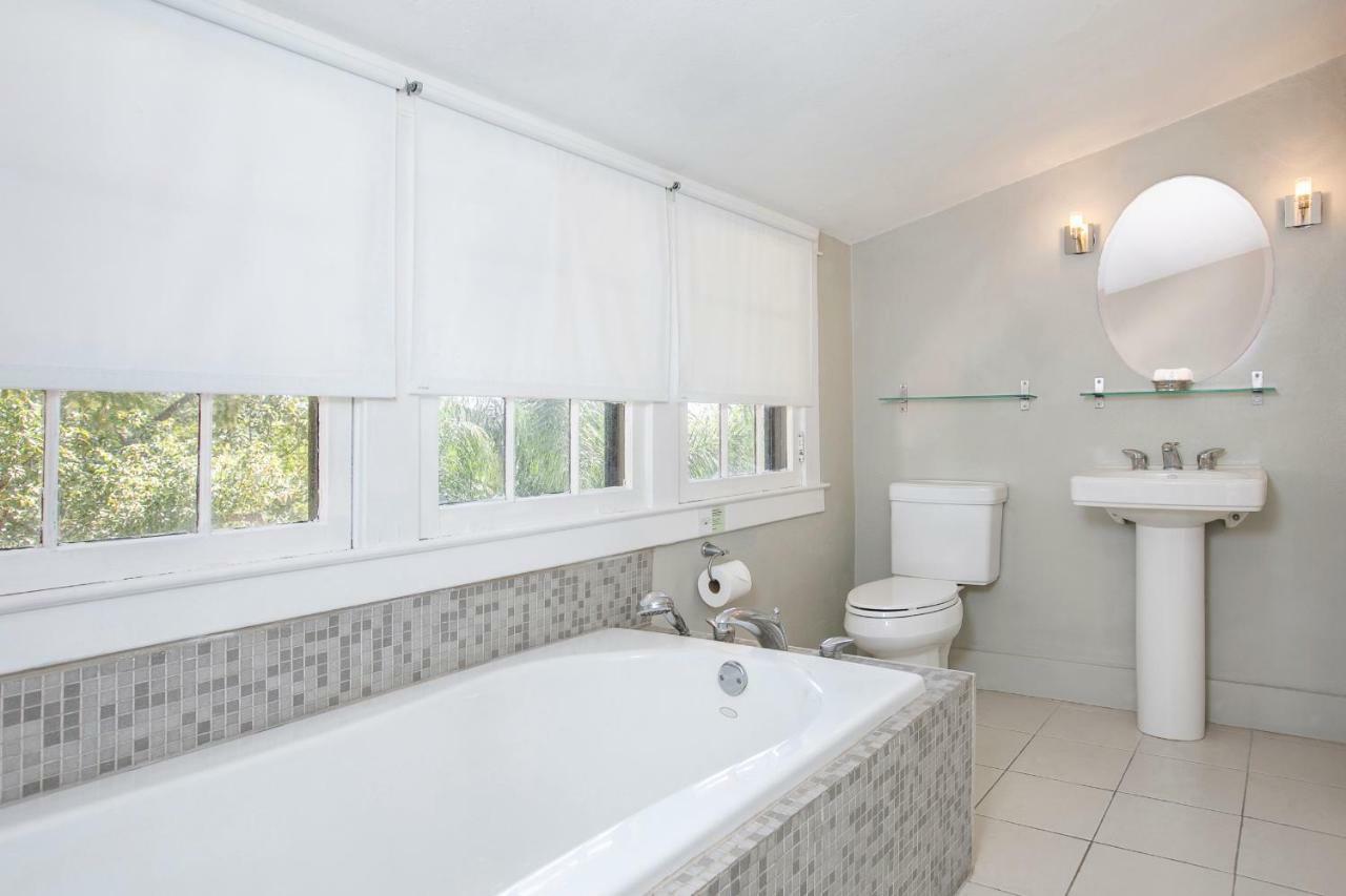 Adora Inn Mount Dora Eksteriør billede