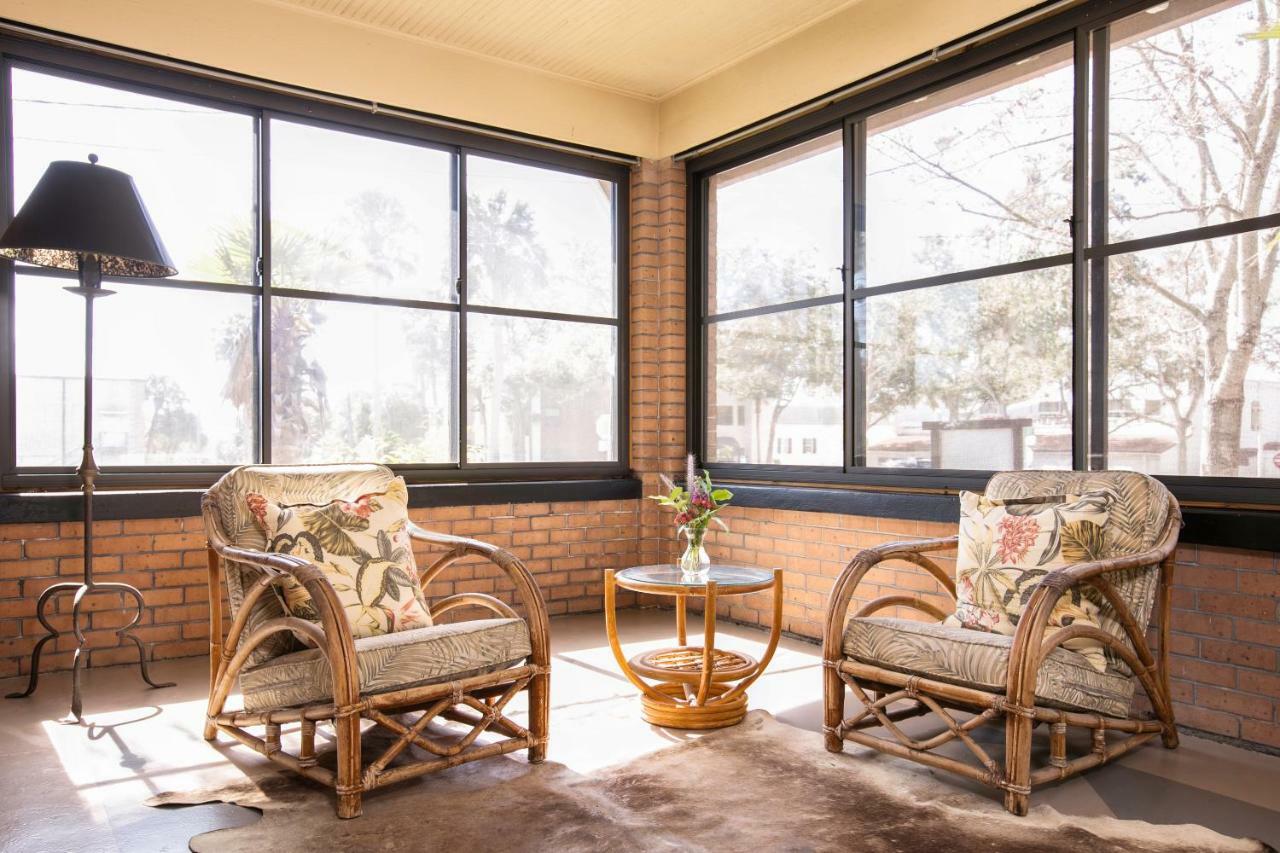 Adora Inn Mount Dora Eksteriør billede