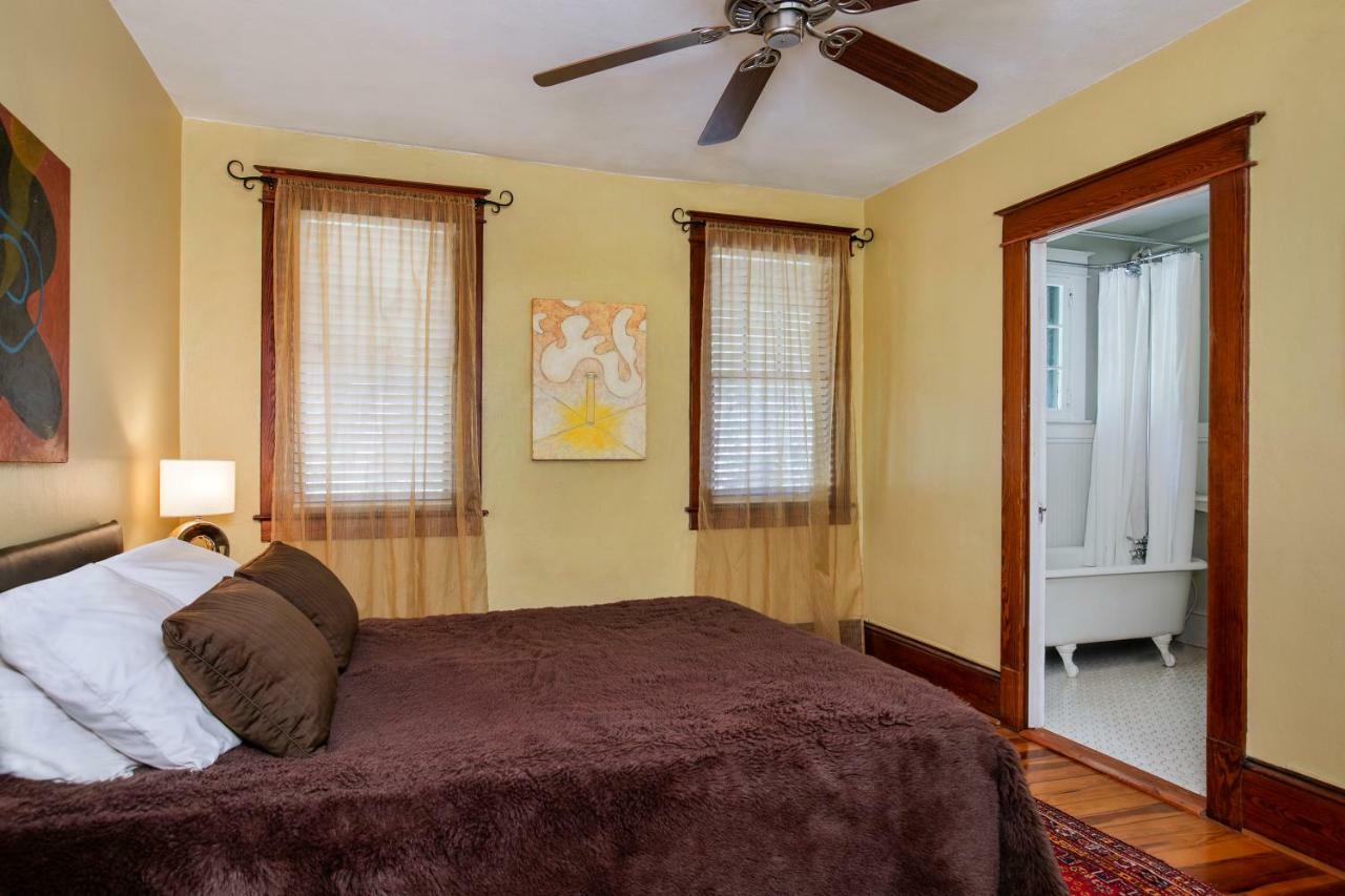 Adora Inn Mount Dora Eksteriør billede